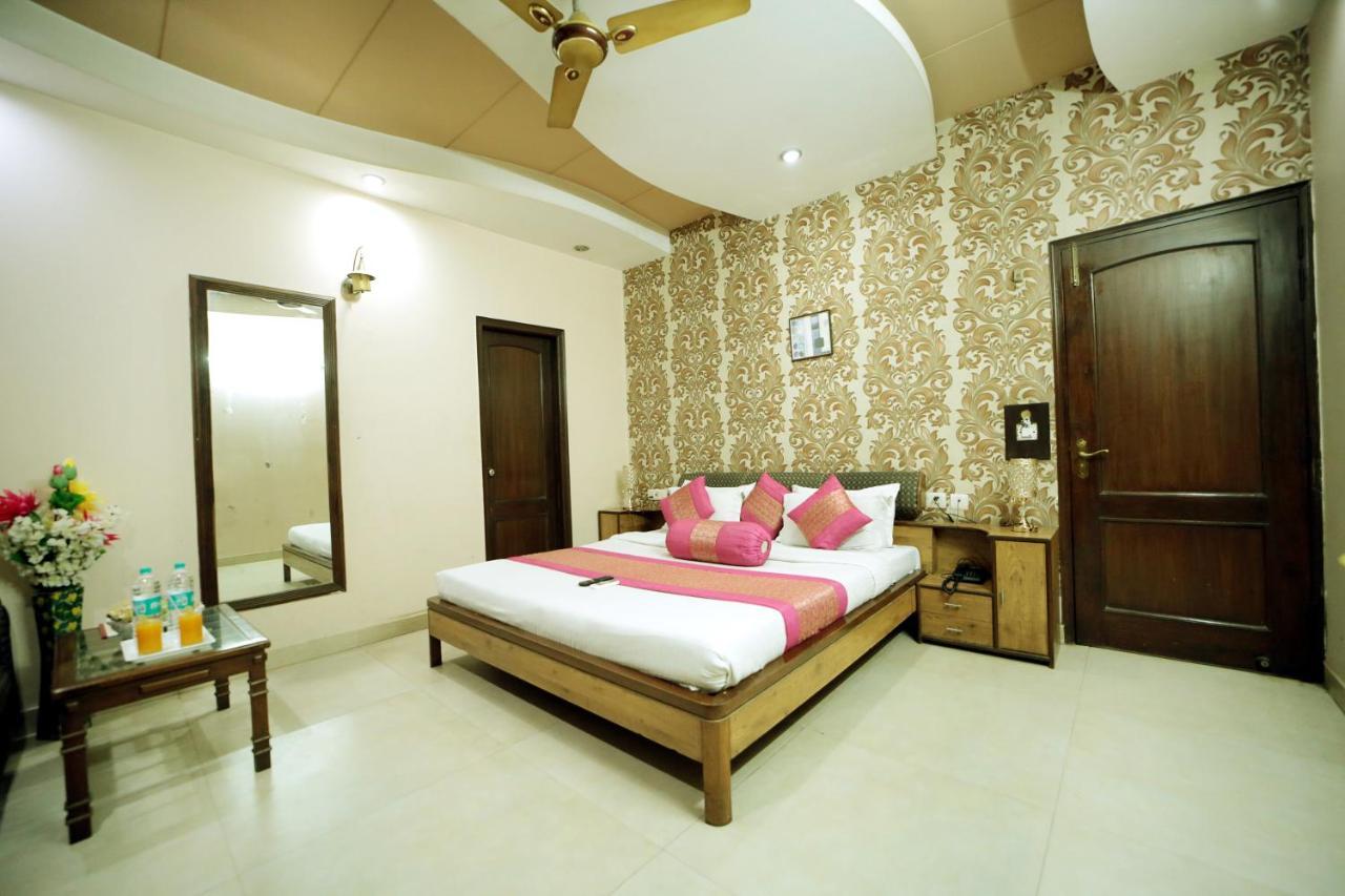 Hotel Blue Bell Delhi  Exterior foto