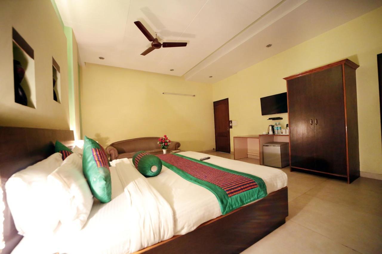 Hotel Blue Bell Delhi  Exterior foto